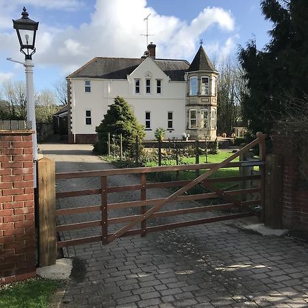 Holywell House B & B 厄维召特 外观 照片